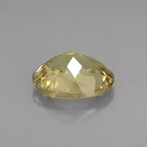 Diasporo con cambio de color  natural de 4,26 ct, corte óvalo, VS-SI