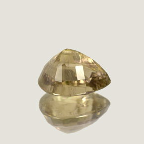 Diasporo con cambio de color  natural de 4,37 ct, en forma de pera, SI