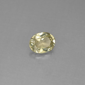Diasporo con cambio de color  natural de 0,71 ct, corte óvalo, VS