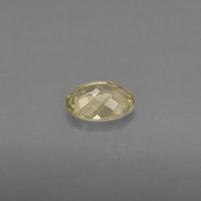 Diasporo con cambio de color  natural de 0,77 ct, corte óvalo, VS