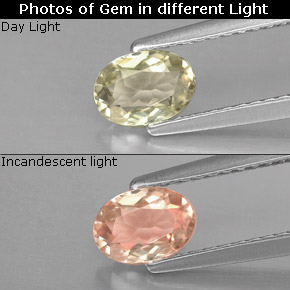 Diasporo con cambio de color  natural de 0,61 ct, corte óvalo, VS