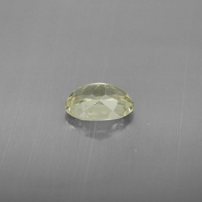 Diasporo con cambio de color  natural de 0,95 ct, corte óvalo, VS