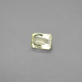 Diasporo con cambio de color  natural de 0,70 ct, corte esmeralda, VS