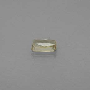 Diasporo con cambio de color  natural de 0,62 ct, corte esmeralda, VS