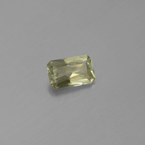 Diasporo con cambio de color  natural de 0,78 ct, corte esmeralda, VS