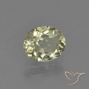 Diásporo con Cambio de Color Beige amarillo natural de 0.85 ct, Ovalada, VS