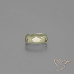 Diásporo con Cambio de Color Amarillo muy claro natural de 0.98 ct, Forma Cojín, VS