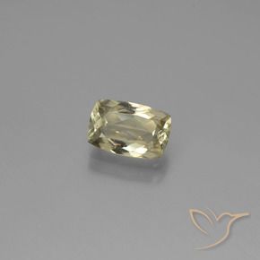 Diásporo con Cambio de Color Verde amarillo claro natural de 0.91 ct, Forma Cojín, VS