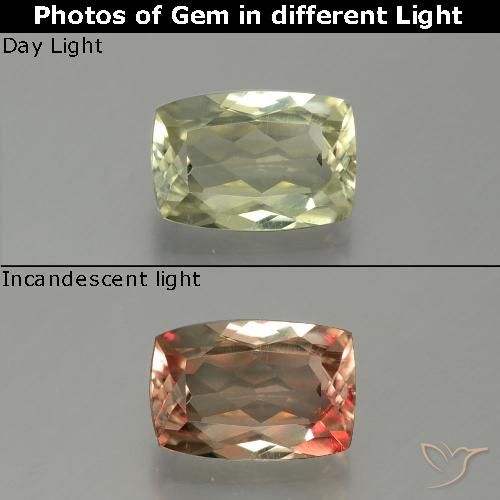 Diasporo con cambio de color amarillo natural de 1,12 ct, corte cojín, VS