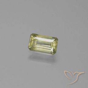 Diásporo con Cambio de Color Amarillo muy claro natural de 0.76 ct, Corte Octágono / Esmeralda, VS-SI