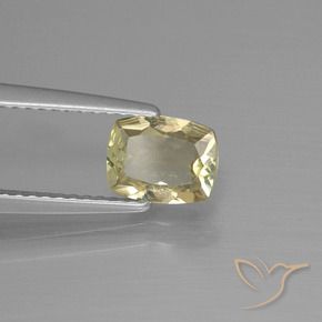 Diásporo con Cambio de Color Amarillo claro natural de 0.92 ct, Forma Cojín, VS-SI
