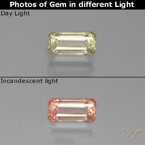0.76ct Natural Amarillo dorado claro Diásporo con Cambio de Color, corte esmeralda, VS-SI