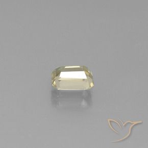 Diásporo con Cambio de Color Amarillo muy pálido natural de 0.79 ct, Corte Octágono / Esmeralda, VS