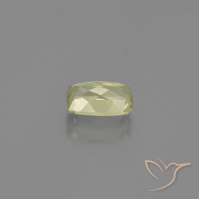 Diásporo con Cambio de Color Amarillo claro natural de 0.93 ct, Forma Cojín, VVS-VS