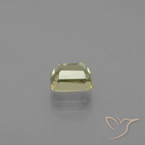 Diásporo con Cambio de Color Amarillo muy claro natural de 0.94 ct, Corte Octágono / Esmeralda, VVS-VS