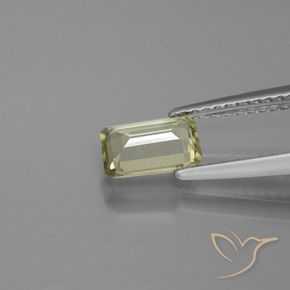 Diásporo con Cambio de Color Verde amarillo natural de 0.84 ct, Corte Octágono / Esmeralda, VS