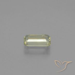 Diásporo con Cambio de Color Amarillo muy claro natural de 0.93 ct, Corte Octágono / Esmeralda, VS