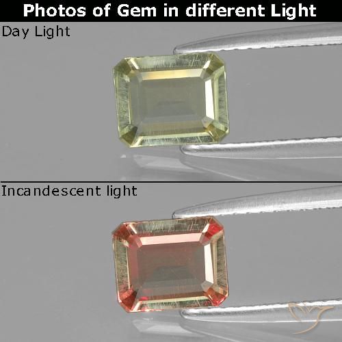 0.90ct Natural Amarillo pálido Diásporo con Cambio de Color, corte esmeralda, VVS-VS