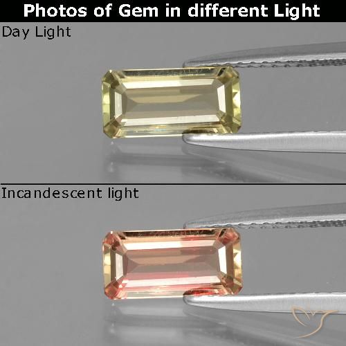 Diásporo con Cambio de Color Amarillo cálido natural de 1.13 ct, corte esmeralda, VVS-VS