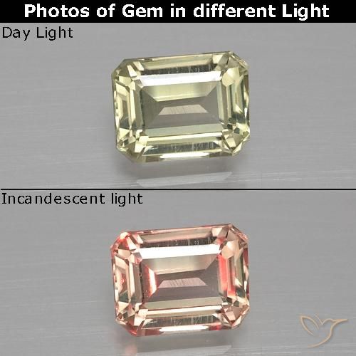 1.11ct Natural Amarillo claro Diásporo con Cambio de Color, corte esmeralda, VVS-VS