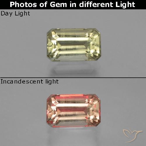 1.25ct Natural Amarillo claro Diásporo con Cambio de Color, corte esmeralda, VS