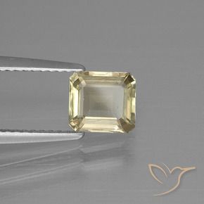 Diásporo con Cambio de Color Amarillo muy claro natural de 1.15 ct, Corte Octágono / Esmeralda, VVS-VS