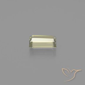 Diásporo con Cambio de Color Amarillo claro natural de 1.39 ct, Corte Baguette, VVS