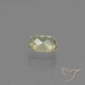 Diásporo con Cambio de Color Amarillo muy claro natural de 1.04 ct, Forma Cojín, VVS-VS
