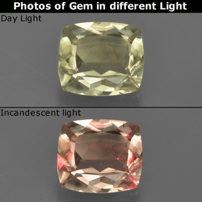 Diasporo con cambio de color cambio de color natural de 1,43 ct, corte cojín, VS
