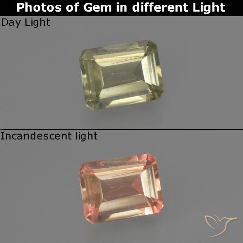 0.67ct Natural Amarillo muy claro Diásporo con Cambio de Color, corte esmeralda, VVS-VS