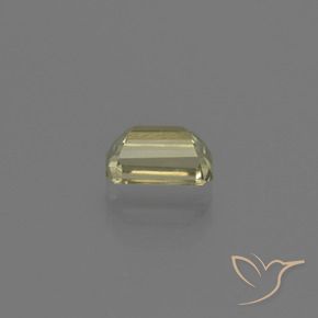 Diásporo con Cambio de Color Amarillo amarronado natural de 0.76 ct, Corte Octágono / Esmeralda, VS-SI