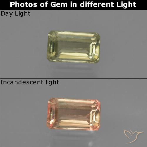 0.70ct Natural Verde amarillo Diásporo con Cambio de Color, corte esmeralda, VS
