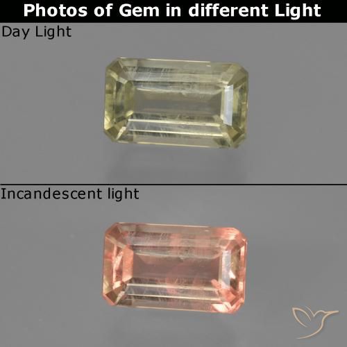 0.80ct Natural Amarillo claro Diásporo con Cambio de Color, corte esmeralda, VS
