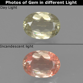 Diásporo con Cambio de Color Amarillo claro natural de 0.90 ct, Corte Óvalo, VS-SI