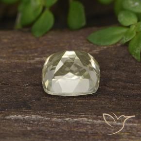 Diásporo con Cambio de Color Amarillo pálido natural de 0.66 ct, Forma Cojín, VVS-VS
