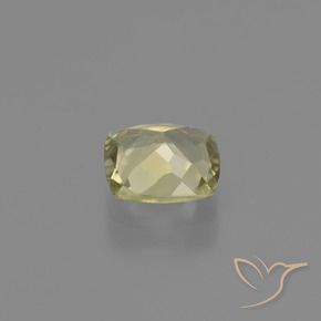 Diásporo con Cambio de Color Amarillo claro natural de 0.78 ct, Forma Cojín, VS