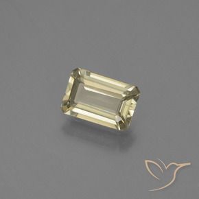 Diásporo con Cambio de Color Amarillo amarronado natural de 0.67 ct, Corte Octágono / Esmeralda, VS