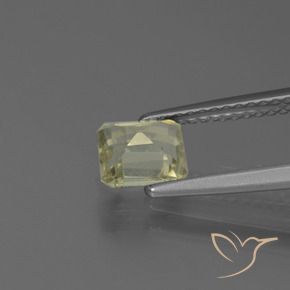 Diásporo con Cambio de Color Amarillo muy claro natural de 0.99 ct, Corte Octágono / Esmeralda, VS