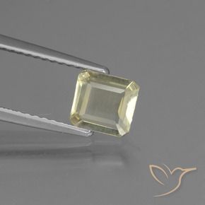 Diásporo con Cambio de Color Amarillo claro natural de 0.73 ct, Corte Octágono / Esmeralda, VS