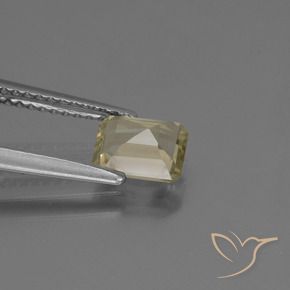 Diásporo con Cambio de Color Amarillo dorado claro natural de 0.93 ct, Corte Octágono / Esmeralda, VS