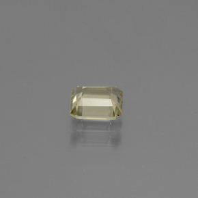 Diasporo con cambio de color amarillo natural de 0,74 ct, corte esmeralda, VVS-VS