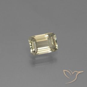 Diásporo con Cambio de Color Amarillo terroso natural de 0.88 ct, Corte Octágono / Esmeralda, VVS-VS