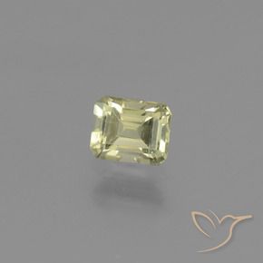 Diásporo con Cambio de Color Amarillo muy claro natural de 0.74 ct, Corte Octágono / Esmeralda, VS
