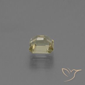 Diásporo con Cambio de Color Amarillo muy claro natural de 0.77 ct, Corte Octágono / Esmeralda, VS