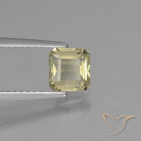 Diásporo con Cambio de Color Amarillo claro natural de 0.85 ct, Corte Octágono / Esmeralda, VVS-VS