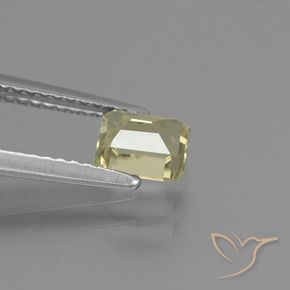 Diásporo con Cambio de Color Amarillo claro natural de 0.95 ct, Corte Octágono / Esmeralda, VS