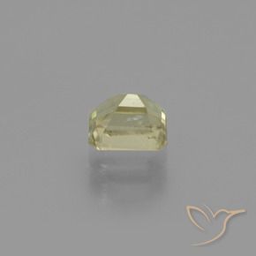 Diásporo con Cambio de Color Amarillo claro natural de 0.87 ct, Corte Octágono / Esmeralda, VS