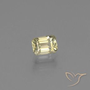 Diásporo con Cambio de Color Amarillo muy pálido natural de 0.83 ct, Corte Octágono / Esmeralda, VVS-VS