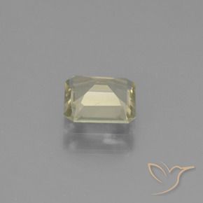 Diásporo con Cambio de Color Amarillo muy pálido natural de 0.95 ct, Corte Octágono / Esmeralda, VS