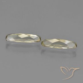 Gemas de Diásporo con Cambio de Color Amarillo muy claro natural de 2.33 ct, Forma Cojín, VVS